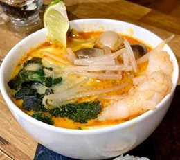 Tom Yum z krewetkami